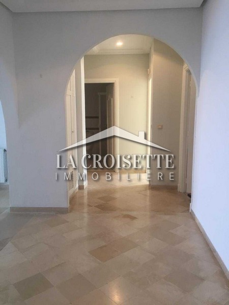 Appartement meublé S+2 vue sur mer à La Marsa