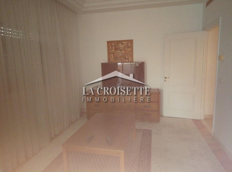 Apparemment S+3 meublé vue sur lac aux Berges du Lac 1