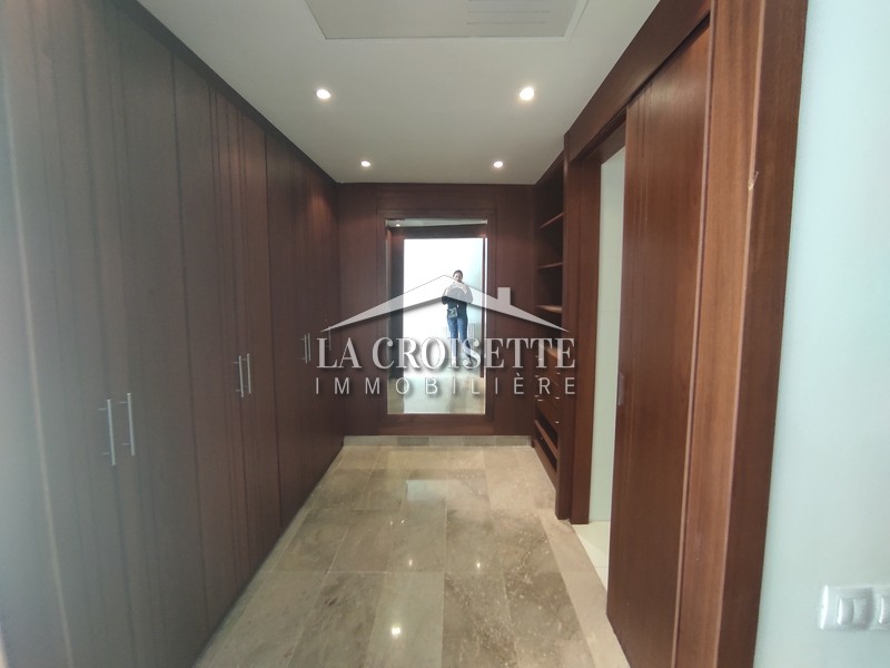 Appartement S+4 avec chambre de service aux Berges du Lac 2