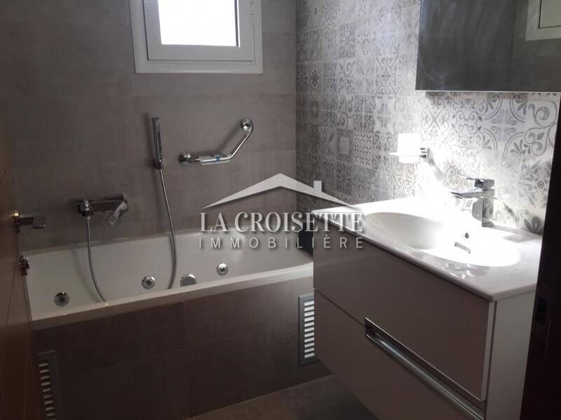 Appartement S+3 haut standing aux jardins de Carthage 