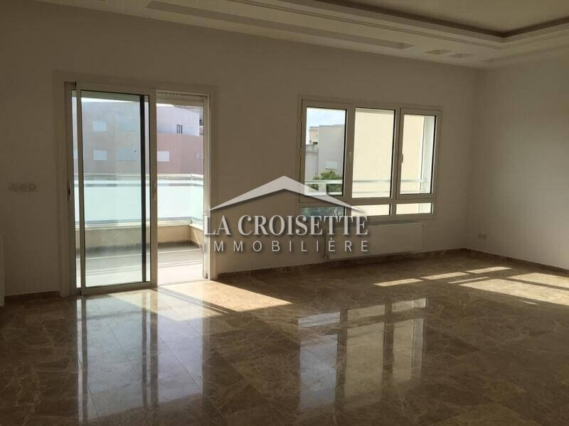 Appartement S+3 haut standing aux jardins de Carthage 