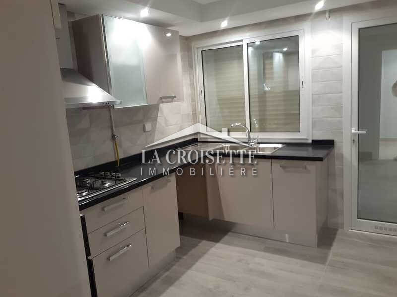 Appartement s+3 à la Soukra 