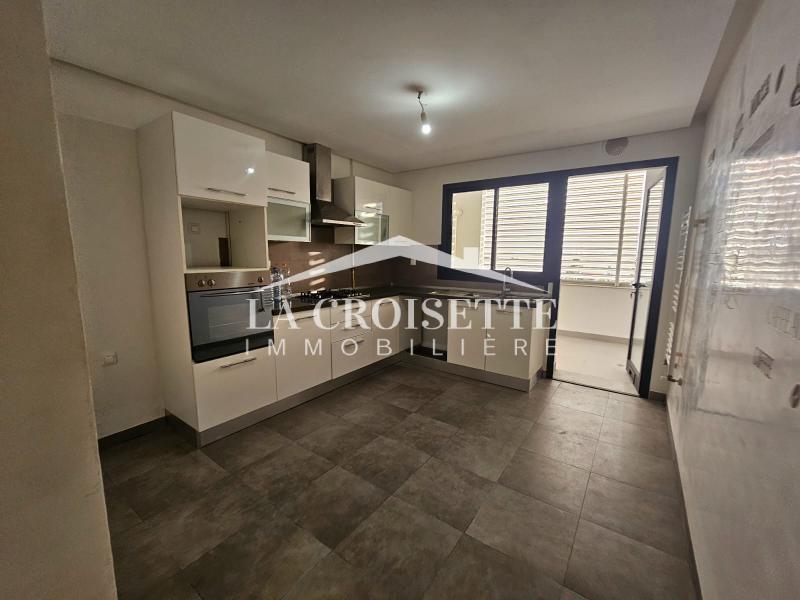Appartement S+3  à Ain Zaghouan Nord