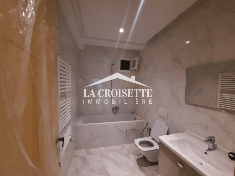 Appartement S+3 à La Soukra