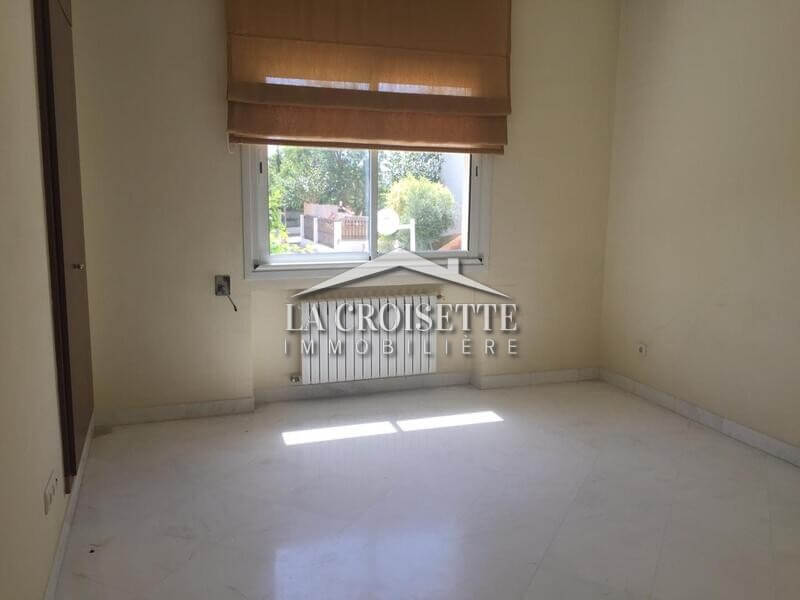  Appartement S+4 vue sur lac avec jardin aux Berges du Lac 1