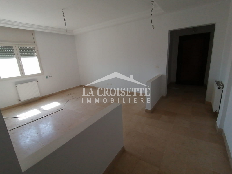 Appartement S+3 à L'aouina