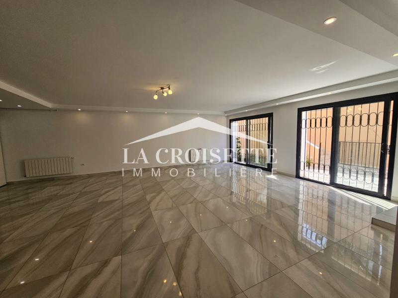 Appartement S+3 à Gammarth