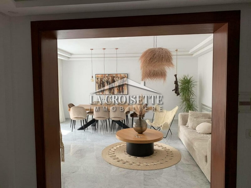 Appartement S+4 avec chambre de service aux Jardins de Carthage