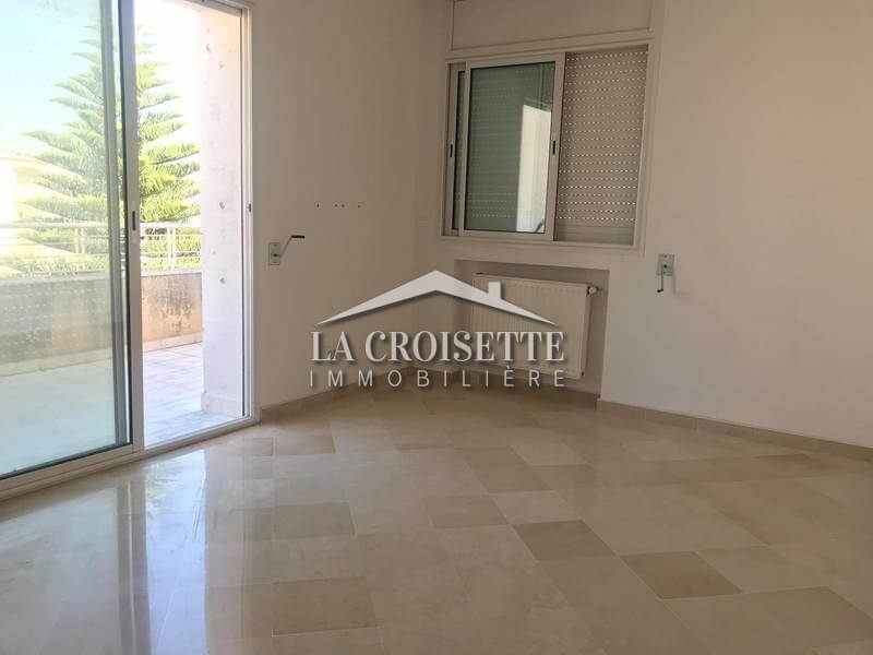 Appartement S+3 à Ain Zaghouan Nord 