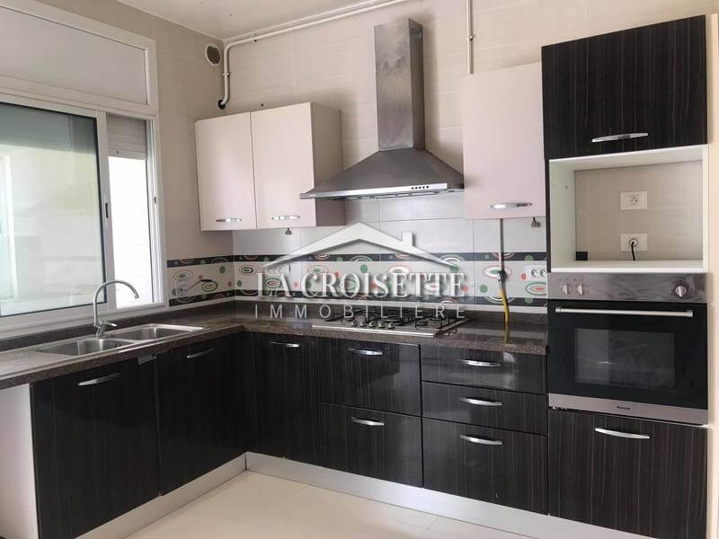 Appartement S+3 à Ain Zaghouan Nord 