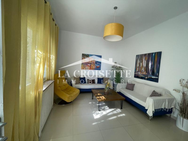 Appartement meublé S+2 avec terrasse vue sur mer à La Marsa