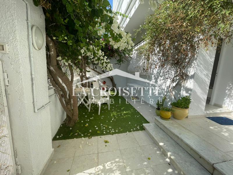 Appartement meublé S+2 avec terrasse vue sur mer à La Marsa