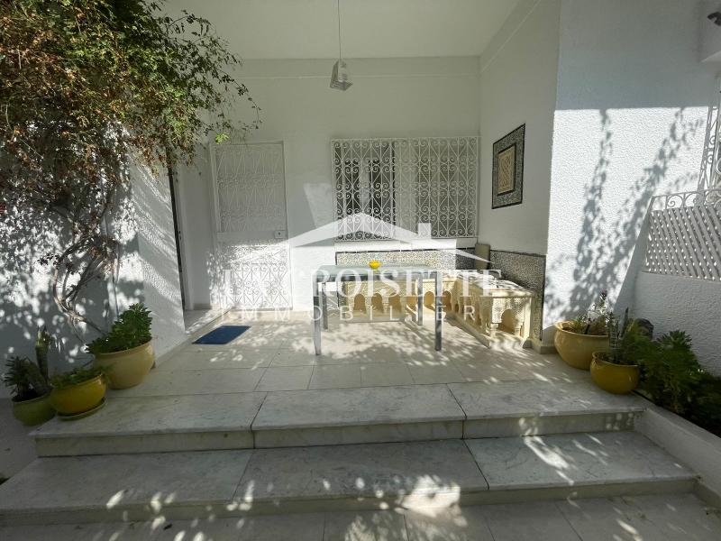 Appartement meublé S+2 avec terrasse vue sur mer à La Marsa