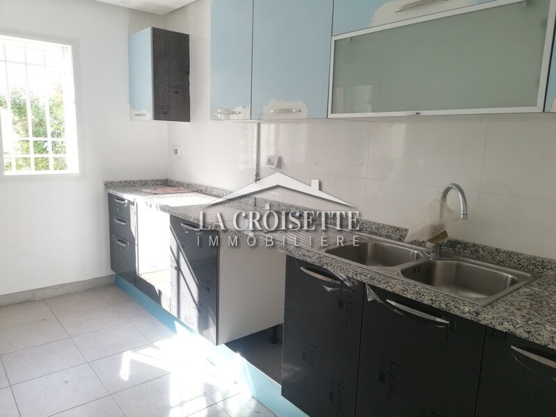 Appartement S+2 avec jardin à La Soukra 