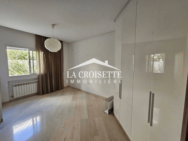 Appartement S+2 avec jardin à La Soukra