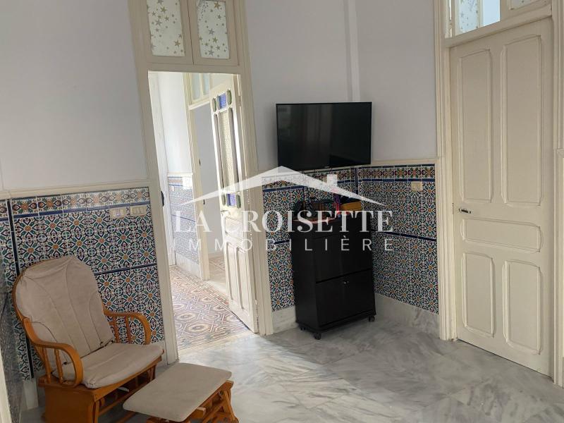 Rez-de-chaussée de villa avec terrasse S+3 semi-meublé à La Marsa
