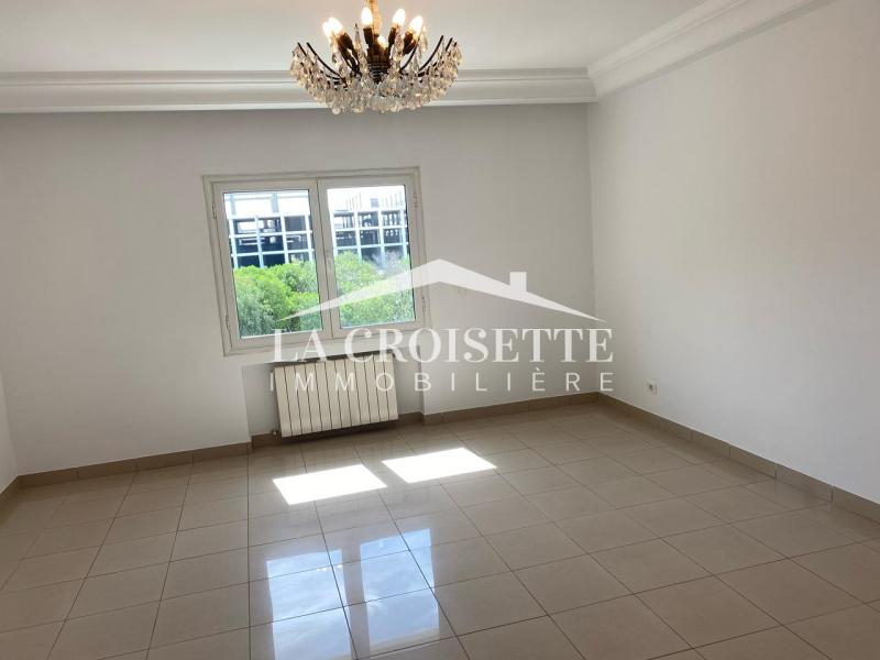Appartement S+3 à La Marsa