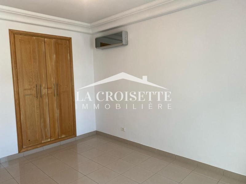 Appartement S+3 à La Marsa