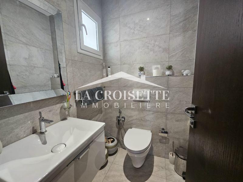 Appartement S+3 à La Soukra