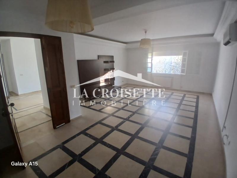 Appartement S+3 à La Marsa