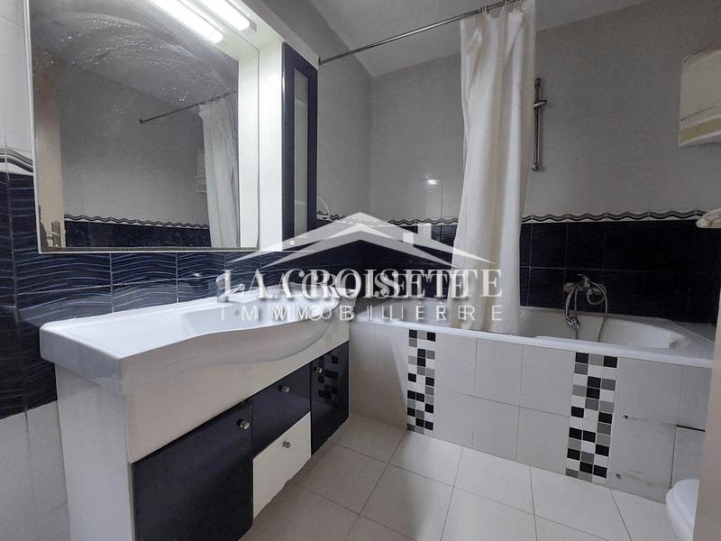 Appartement S+4 avec terrasse à Ain Zaghouan El wahat