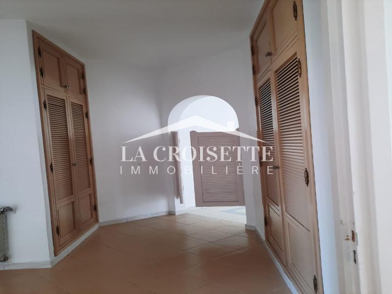 Appartement S+2 avec terrasse à Ain Zaghouan Sud