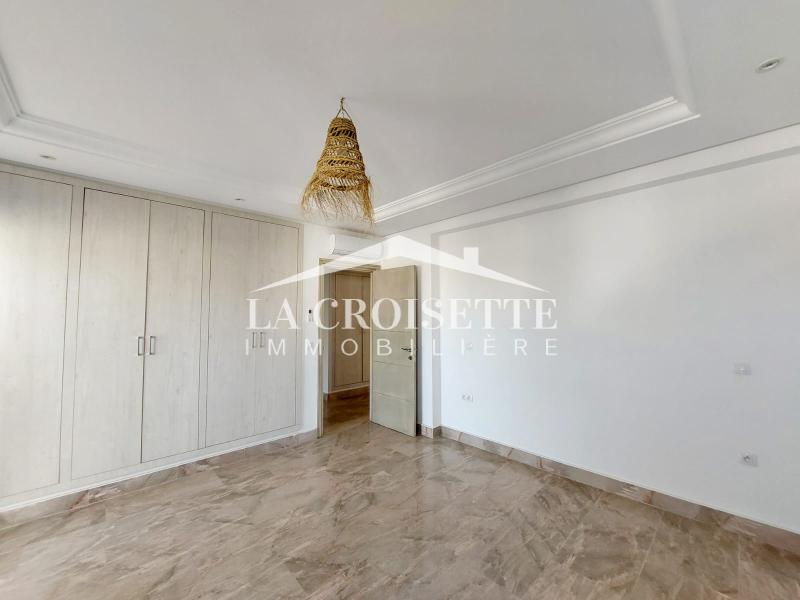 Appartement S+3 avec terrasse à Gammarth