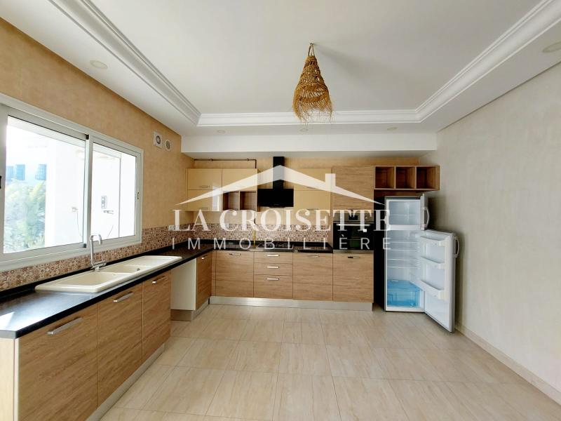 Appartement S+3 avec terrasse à Gammarth