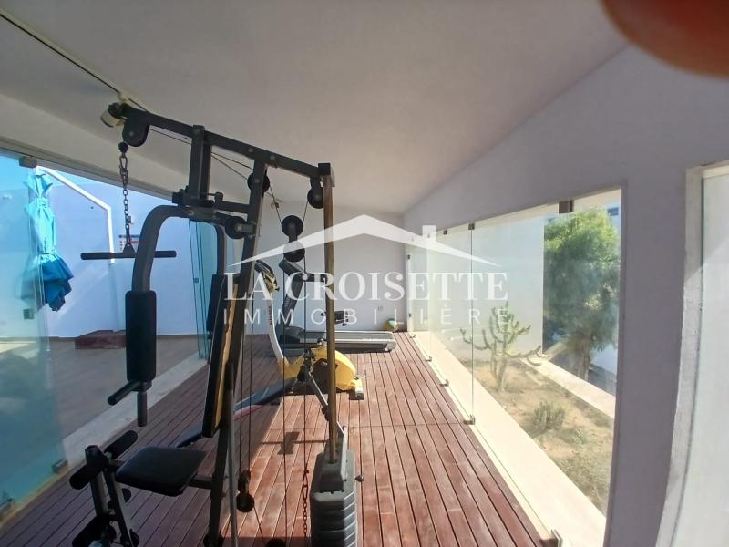 Appartement S+3 à La Marsa