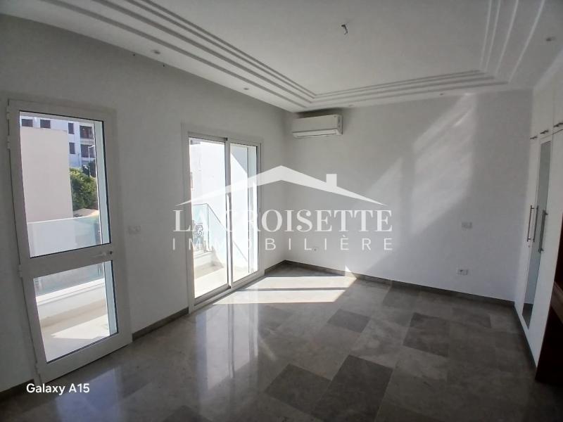 Appartement S+3 à Ain Zaghouan Nord