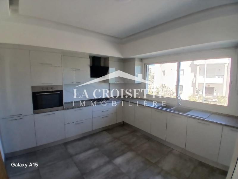 Appartement S+3 à Ain Zaghouan Nord