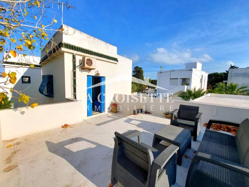 Appartement meublé S+1 avec terrasse vue sur mer à La Marsa