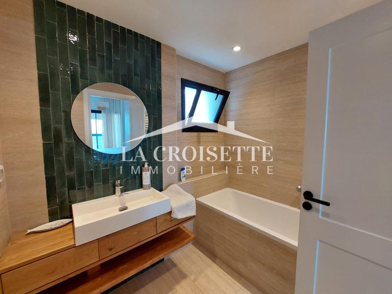 Appartement meublé S+2 pieds dans l'eau à La Marsa