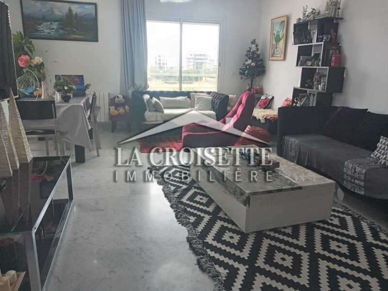 Appartement S+3 avec chambre de service aux Jardins de Carthage