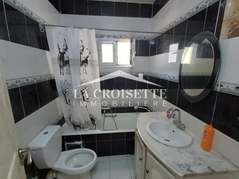 Etage de villa S+4 à La Marsa