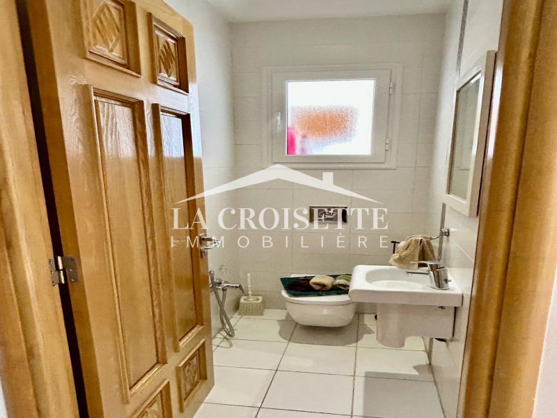 Appartement meublé S+3 avec terrasse aux Jardins de Carthage