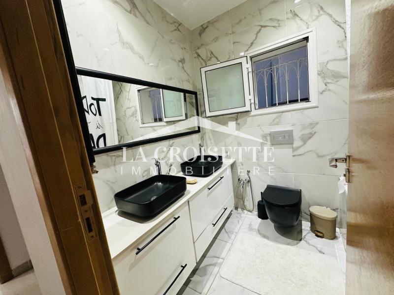 Appartement meublé S+3 avec piscine couverte à Gammarth