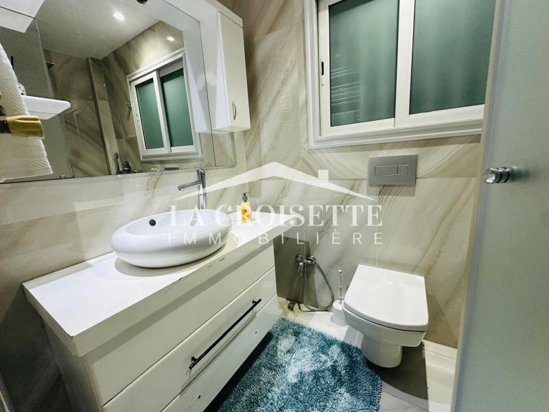 Appartement meublé S+3 avec piscine couverte à Gammarth