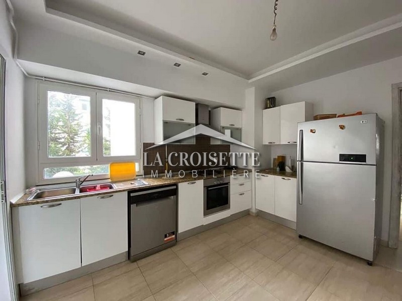 Appartement S+3 meublé à La Marsa