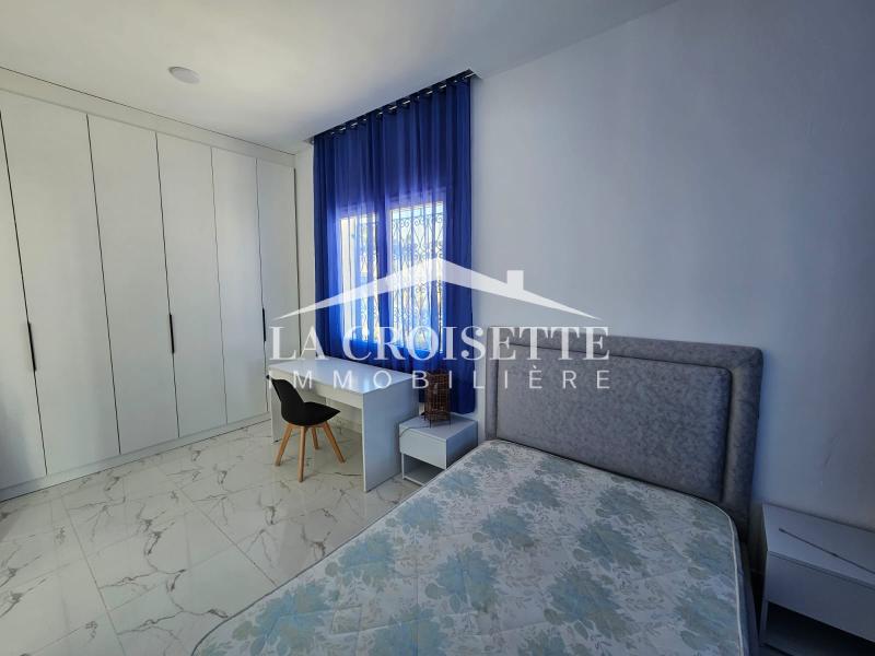 Etage de villa meublé S+2 vue sur mer à La Marsa