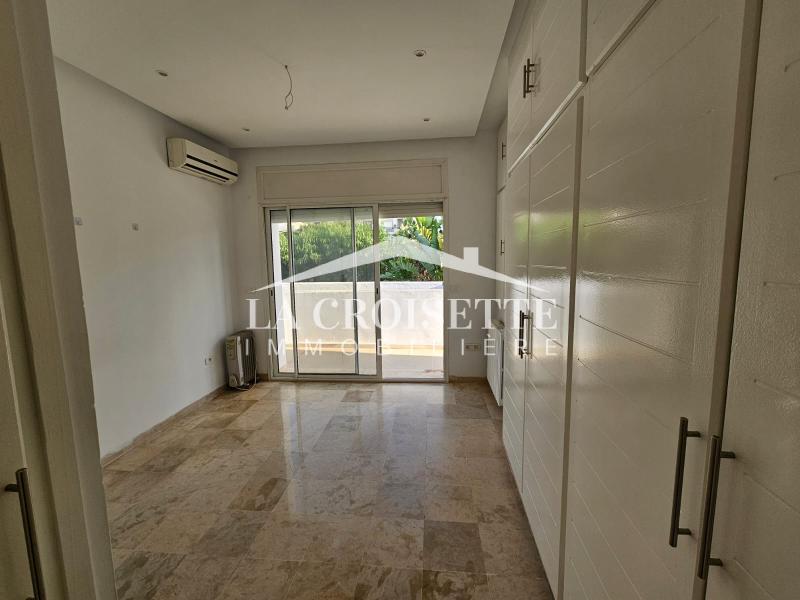 Étage de villa S+2 avec terrasse à La Marsa