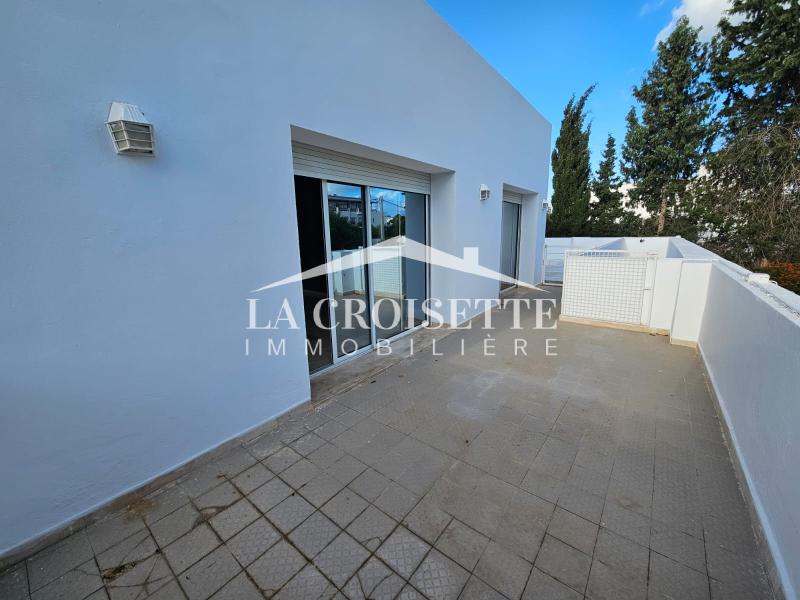 Étage de villa S+2 avec terrasse à La Marsa