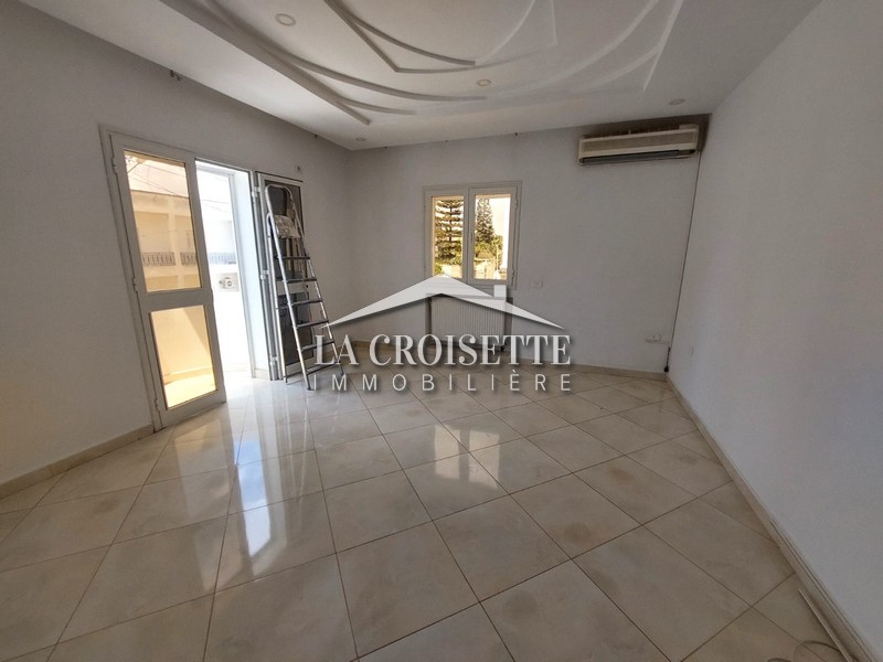 Appartement S+3 à La Marsa