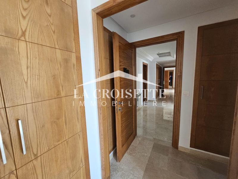 Penthouse S+4 aux Jardins De Carthage 