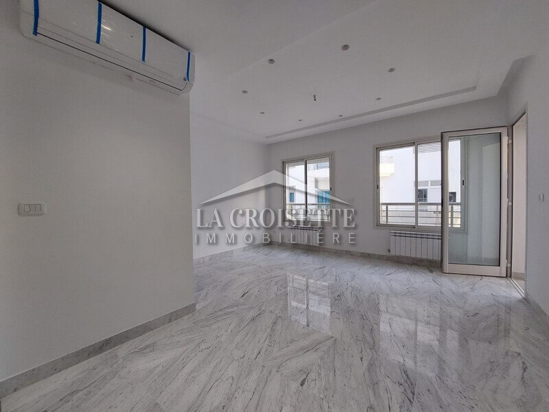 Appartement S+3 à La Soukra 