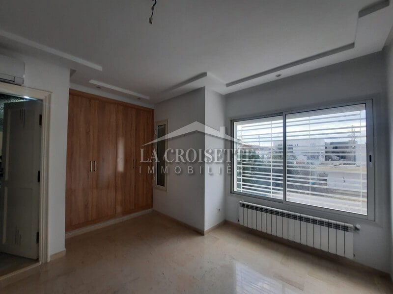 Appartement S+3 à Ain Zaghouan Nord