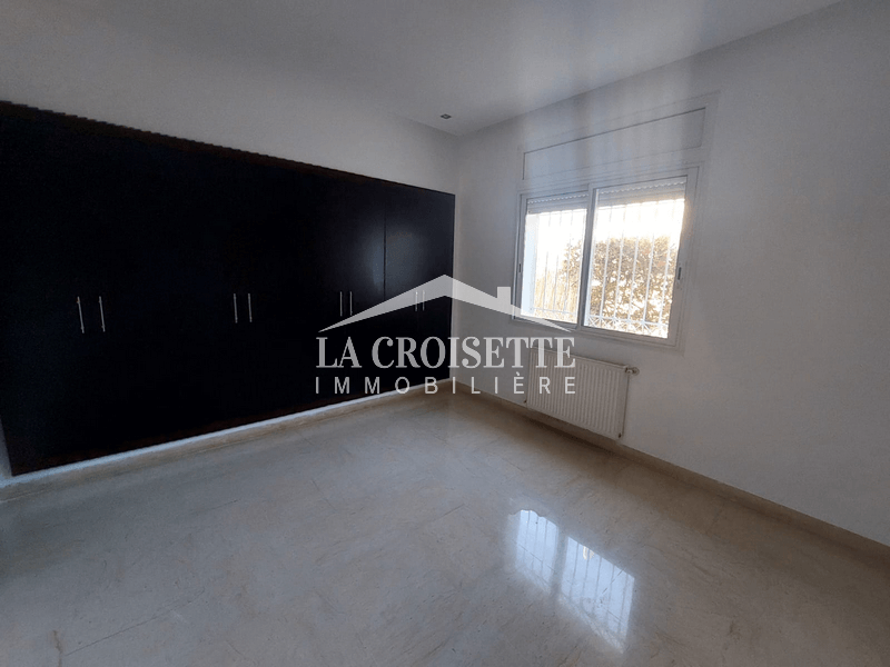 Appartement S+3 avec jardin à La Marsa