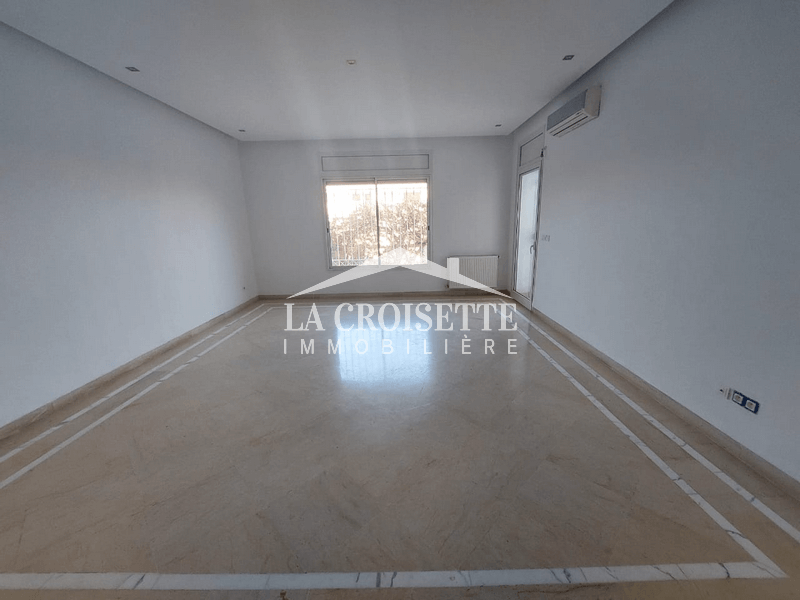 Appartement S+3 avec jardin à La Marsa