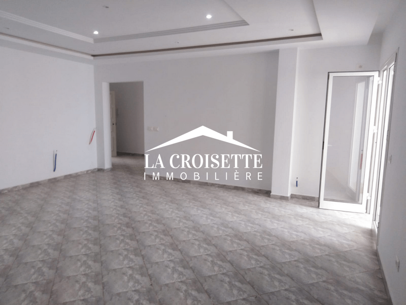 Appartement S+3 à La Soukra