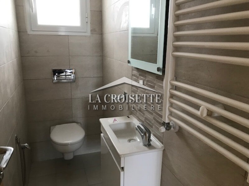 Appartement S+4 avec terrasse aux jardins de Carthage